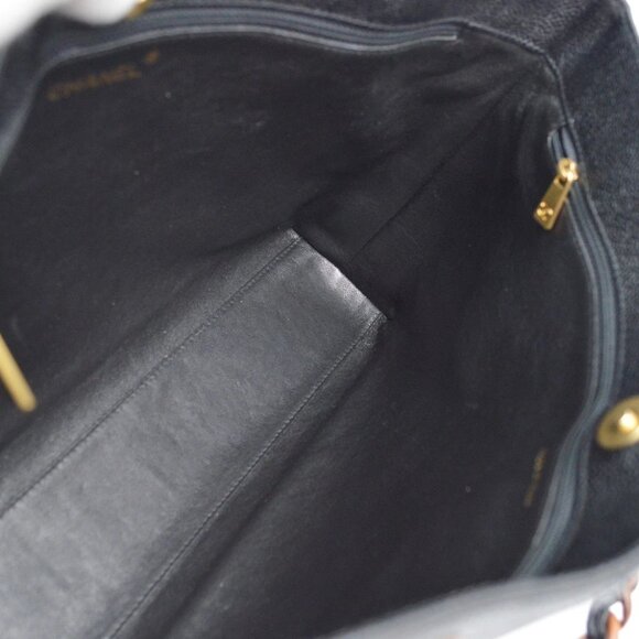 Chanel Black Calfskin Shoulder Tote Bag XX40154 - Picture 7 of 8